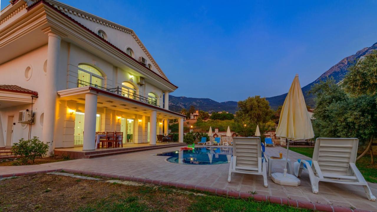 פאטהיה Musa - 5 Bedroom Holiday Villa In Hisaronu מראה חיצוני תמונה